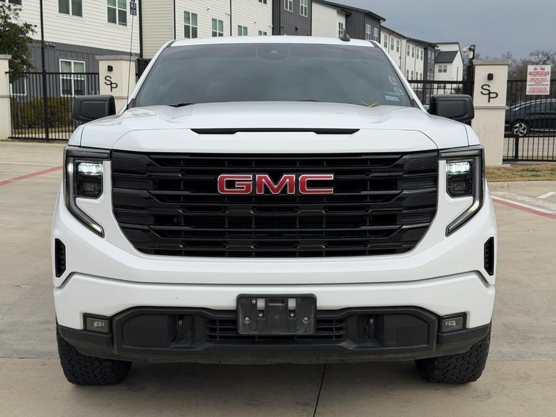 GMC Sierra 150 Vehicle Full-screen Gallery Image 09