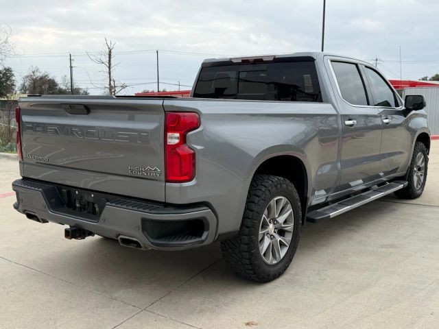 Chevrolet Silverado Vehicle Full-screen Gallery Image 06
