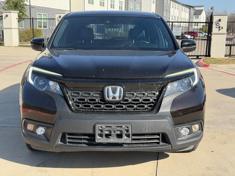 Honda Passport Vehicle Full-screen Gallery Image 09