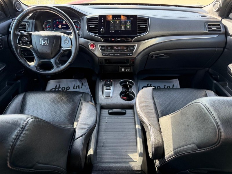 Honda Passport Vehicle Full-screen Gallery Image 21