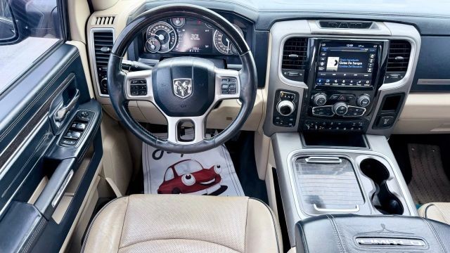 Ram 1500 Vehicle Full-screen Gallery Image 07