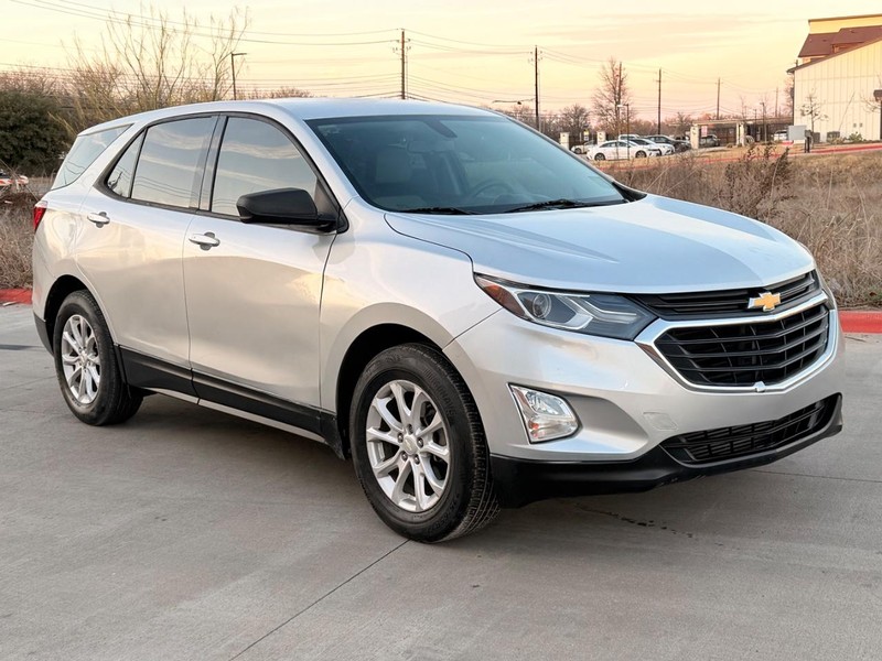 Chevrolet Equinox Vehicle Full-screen Gallery Image 08