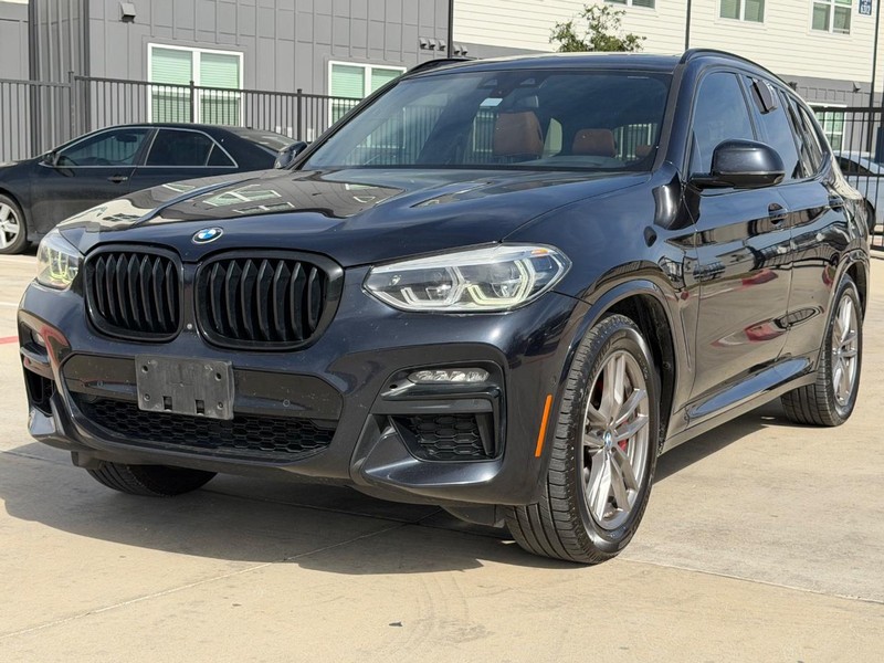 BMW X3 Vehicle Full-screen Gallery Image 02