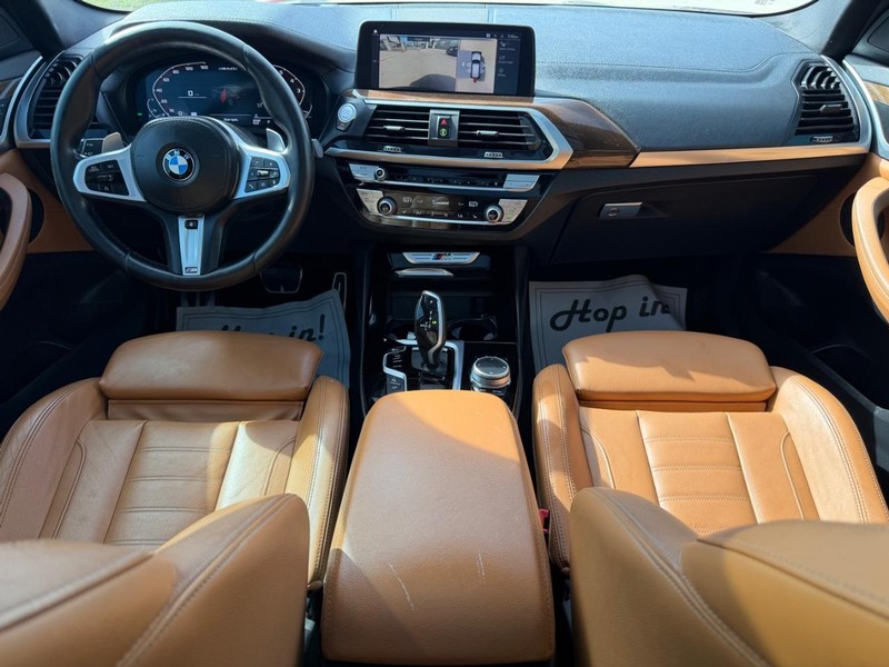 BMW X3 Vehicle Full-screen Gallery Image 19