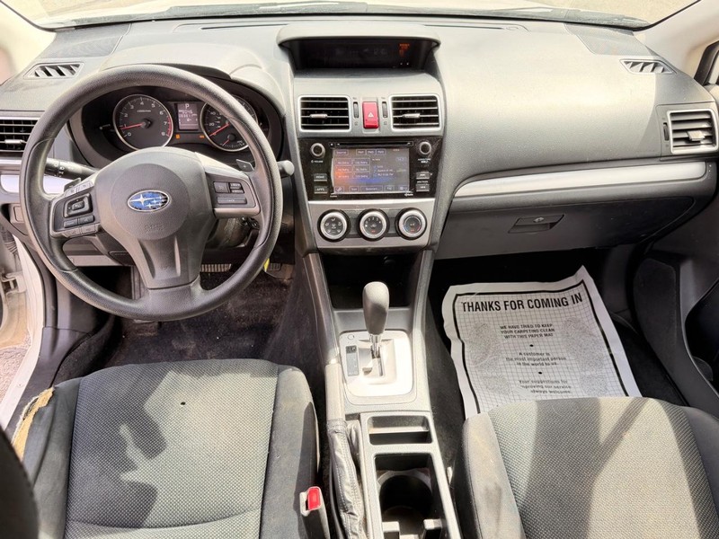 Subaru Impreza Sedan Vehicle Full-screen Gallery Image 13