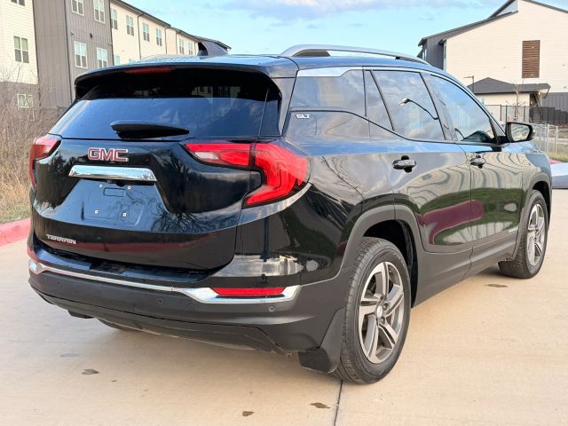 GMC Terrain Vehicle Full-screen Gallery Image 06