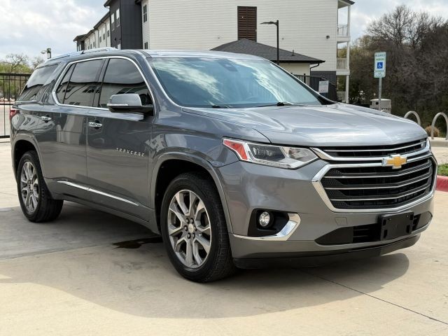 Chevrolet Traverse Vehicle Full-screen Gallery Image 08