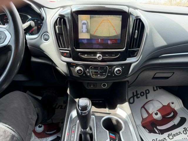 Chevrolet Traverse Vehicle Full-screen Gallery Image 14