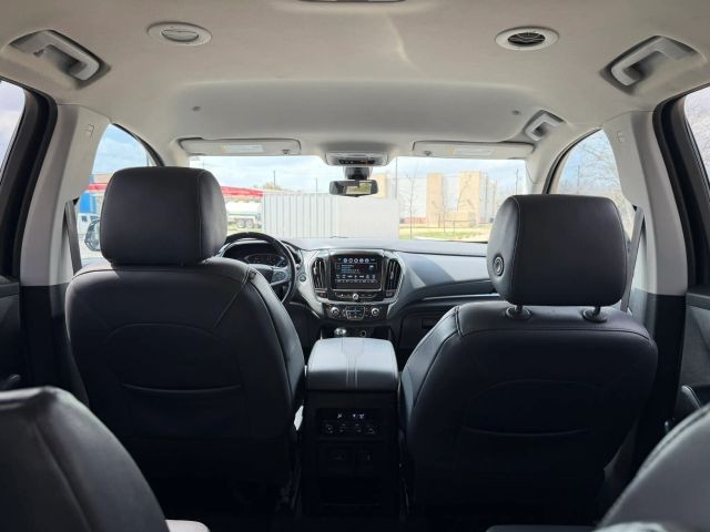 Chevrolet Traverse Vehicle Full-screen Gallery Image 20