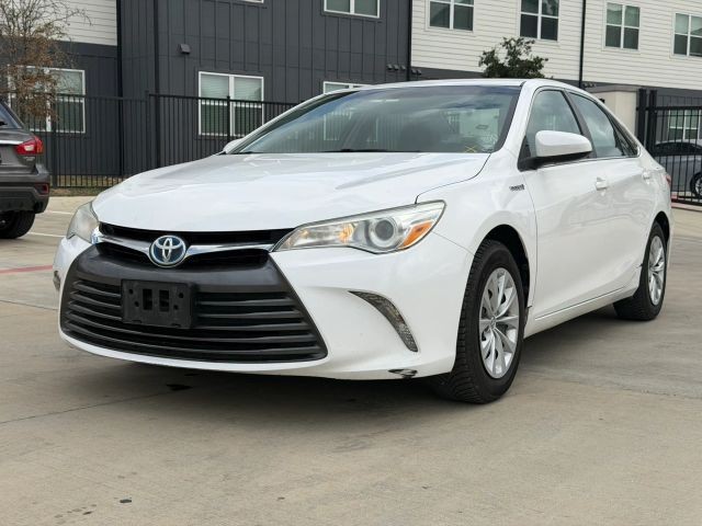 Toyota Camry Vehicle Full-screen Gallery Image 02