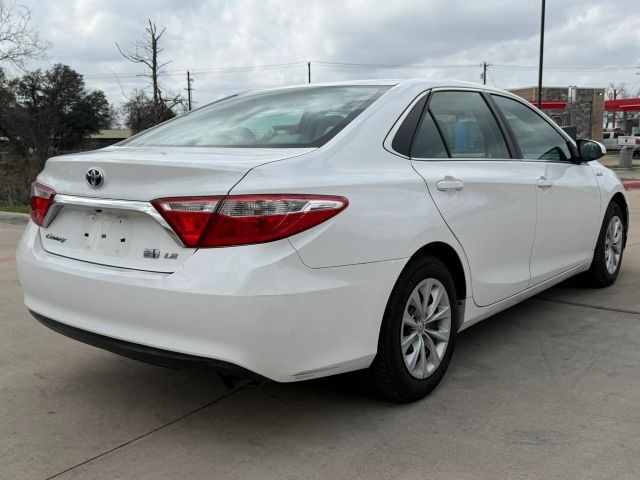 Toyota Camry Vehicle Full-screen Gallery Image 06