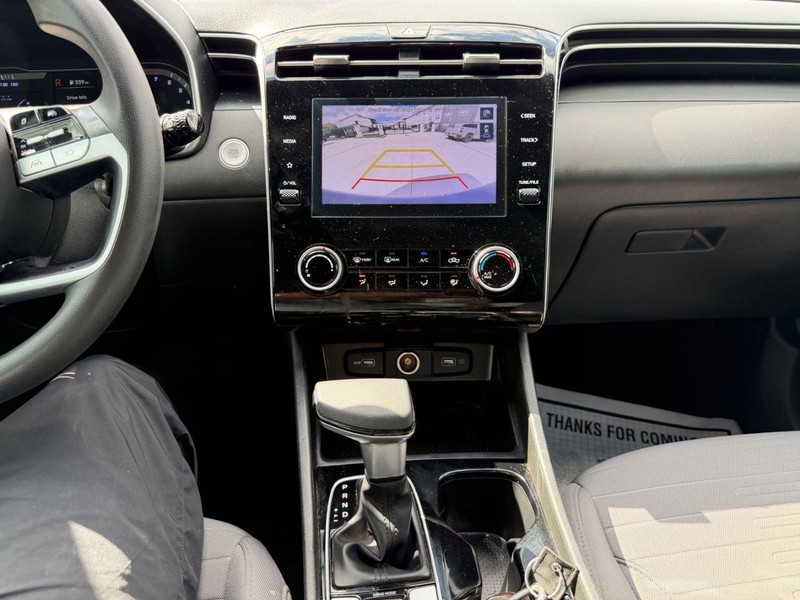 Hyundai Santa Cruz Vehicle Full-screen Gallery Image 15