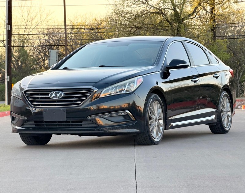 Hyundai Sonata Vehicle Full-screen Gallery Image 02