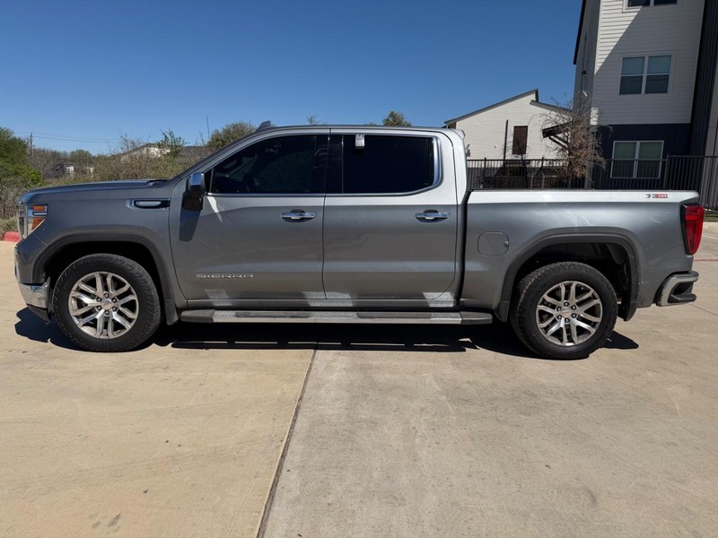 GMC Sierra 1500 Vehicle Full-screen Gallery Image 03