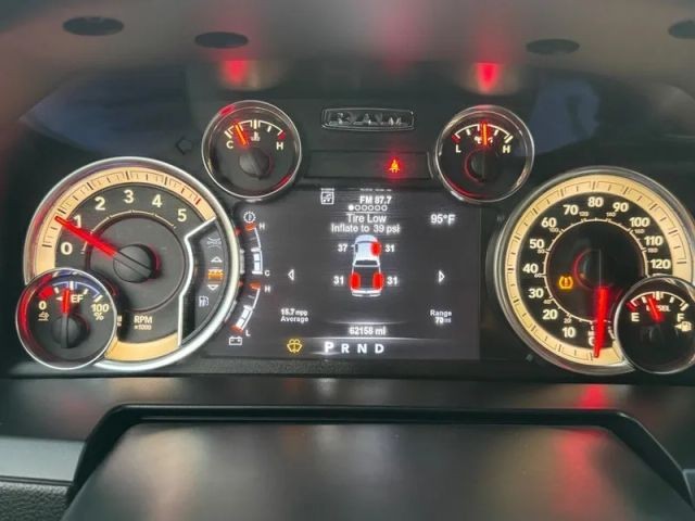 Ram 1500 Vehicle Full-screen Gallery Image 12