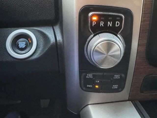 Ram 1500 Vehicle Full-screen Gallery Image 13