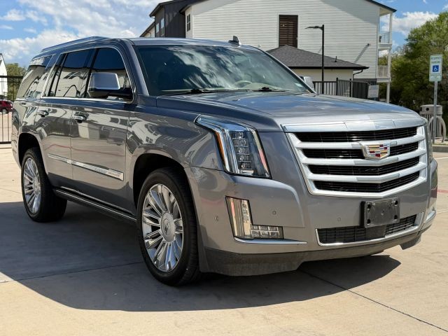 Cadillac Escalade Vehicle Full-screen Gallery Image 08
