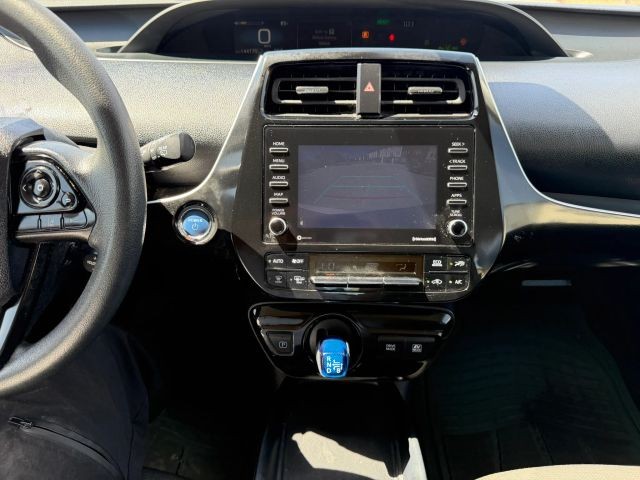 Toyota Prius Vehicle Full-screen Gallery Image 14