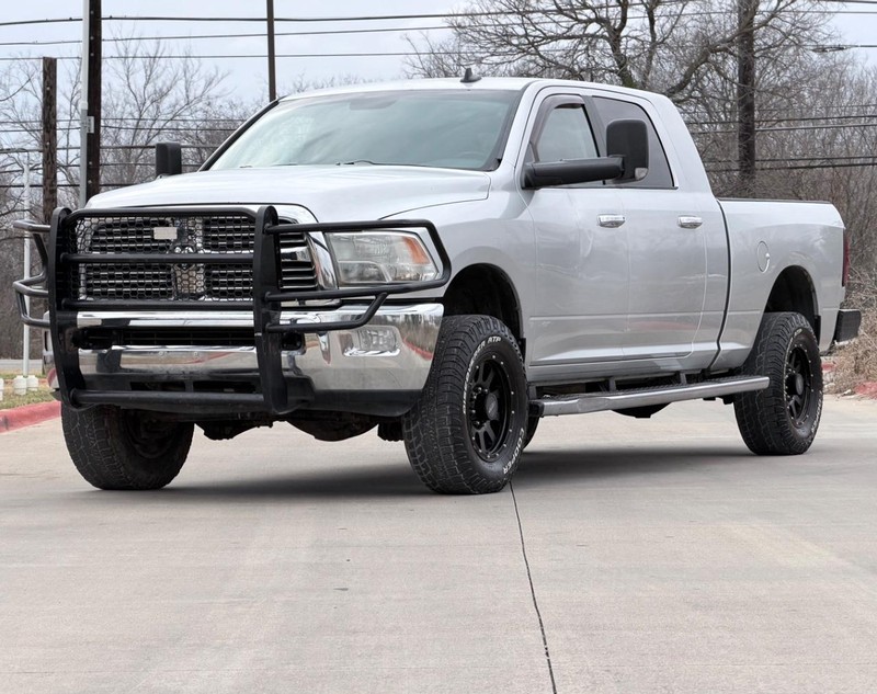 Ram 2500 Vehicle Full-screen Gallery Image 02