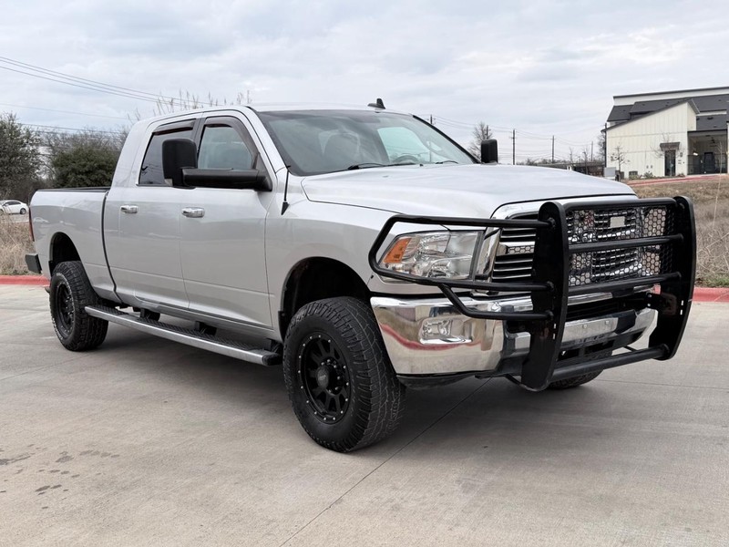 Ram 2500 Vehicle Full-screen Gallery Image 08