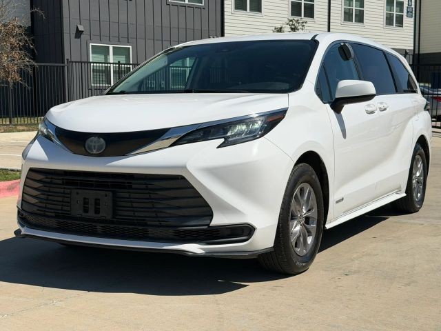 Toyota Sienna Vehicle Full-screen Gallery Image 02