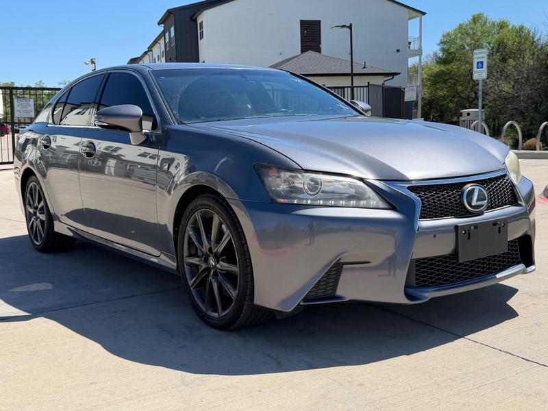 Lexus GS 350 Vehicle Full-screen Gallery Image 08