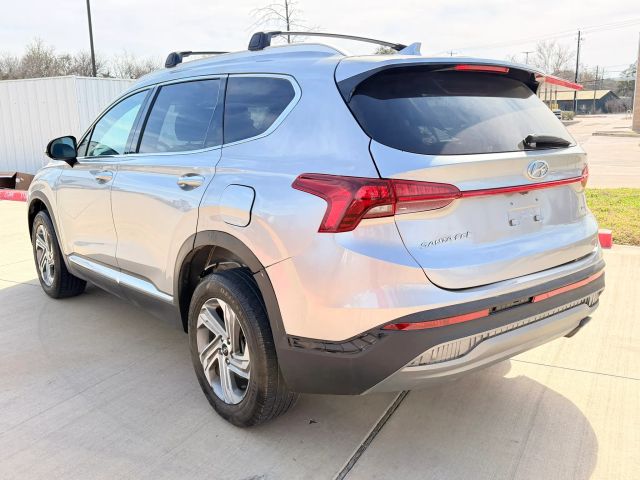 Hyundai Santa Fe Vehicle Full-screen Gallery Image 04