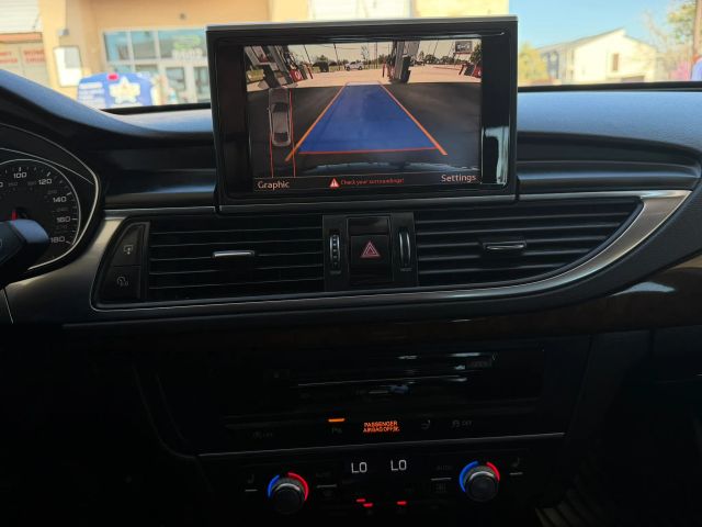 Audi A7 Vehicle Full-screen Gallery Image 16