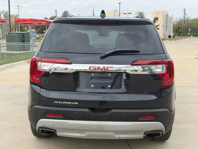 GMC Acadia Vehicle Full-screen Gallery Image 05