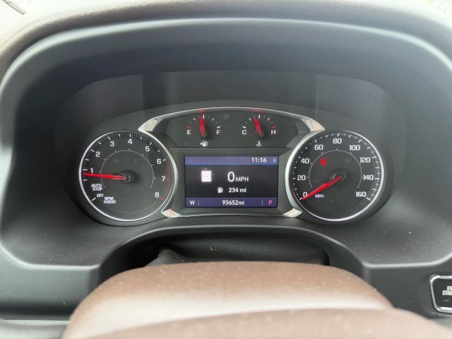 GMC Acadia Vehicle Full-screen Gallery Image 13