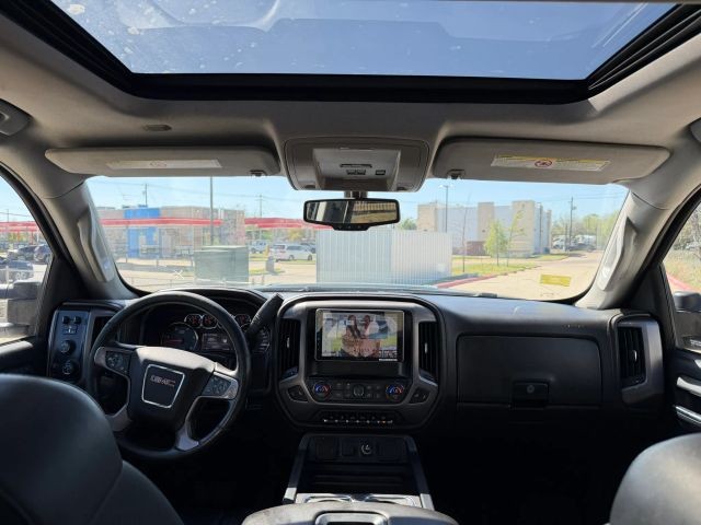 GMC Sierra 2500HD Vehicle Full-screen Gallery Image 20