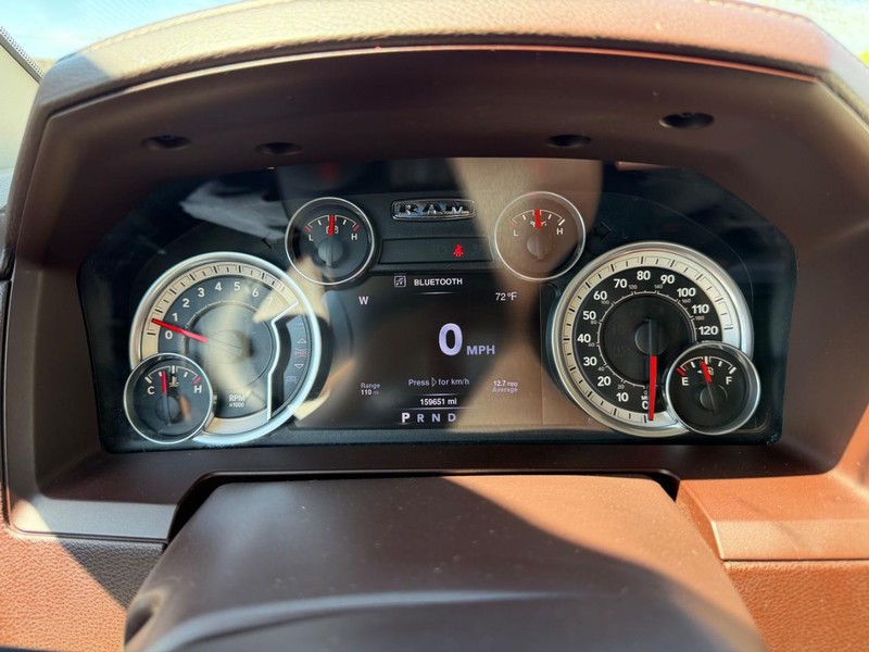 Ram 1500 Vehicle Full-screen Gallery Image 13