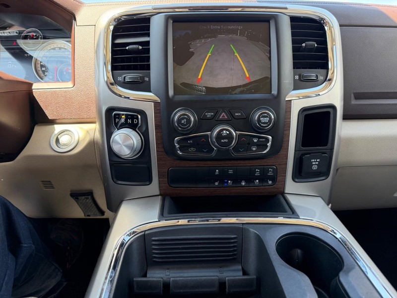 Ram 1500 Vehicle Full-screen Gallery Image 15