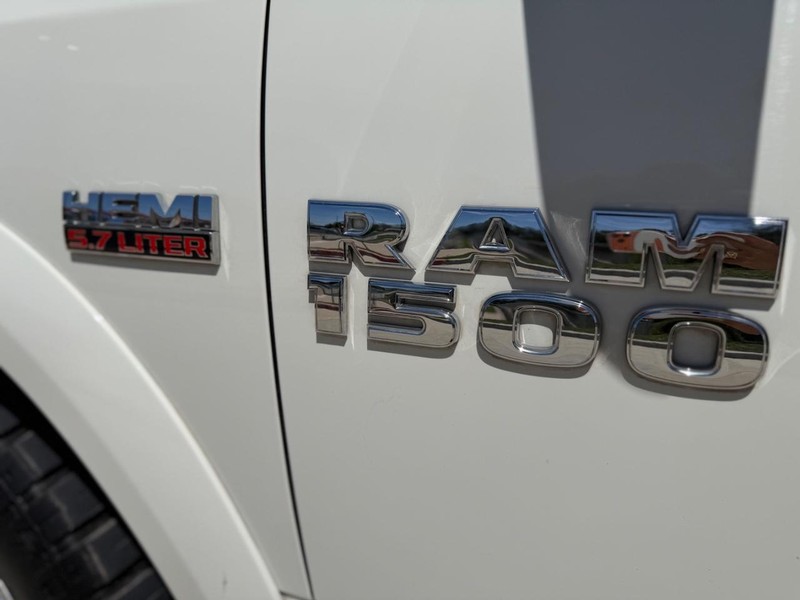 Ram 1500 Vehicle Full-screen Gallery Image 23