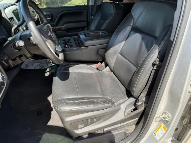 GMC Sierra 1500 Vehicle Full-screen Gallery Image 12