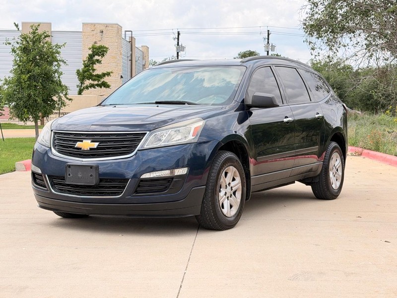 Chevrolet Traverse Vehicle Full-screen Gallery Image 02