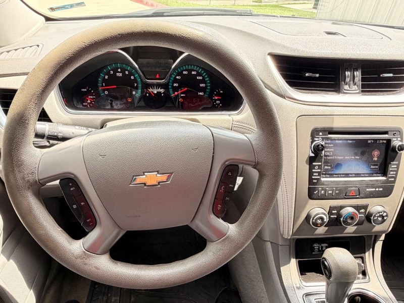 Chevrolet Traverse Vehicle Full-screen Gallery Image 14