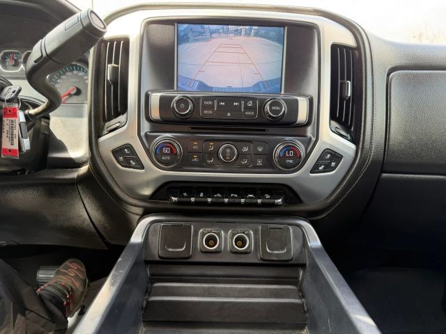 GMC Sierra 1500 Vehicle Full-screen Gallery Image 15
