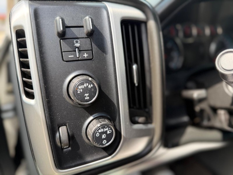 GMC Sierra 1500 Vehicle Full-screen Gallery Image 20