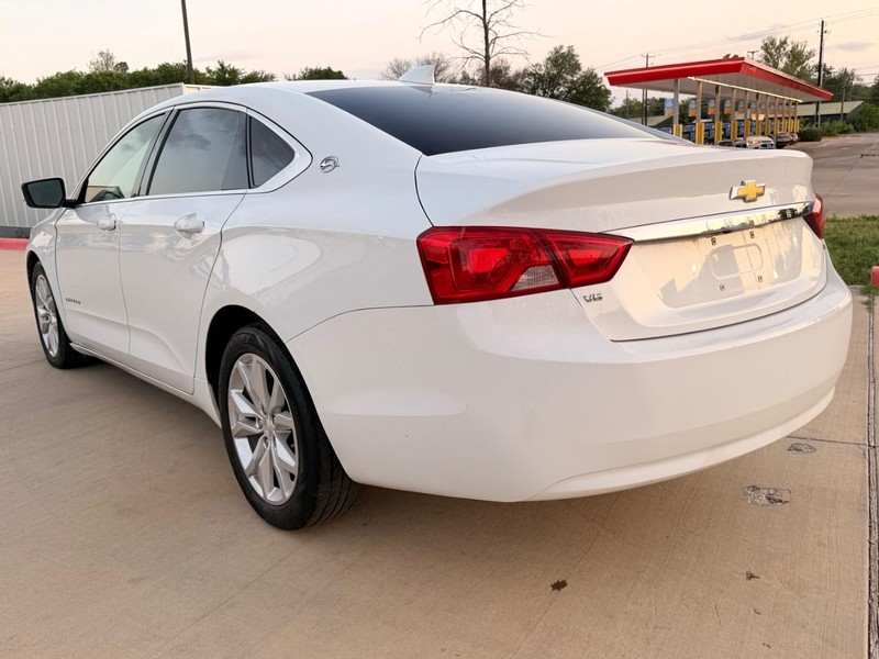 Chevrolet Impala Vehicle Full-screen Gallery Image 04