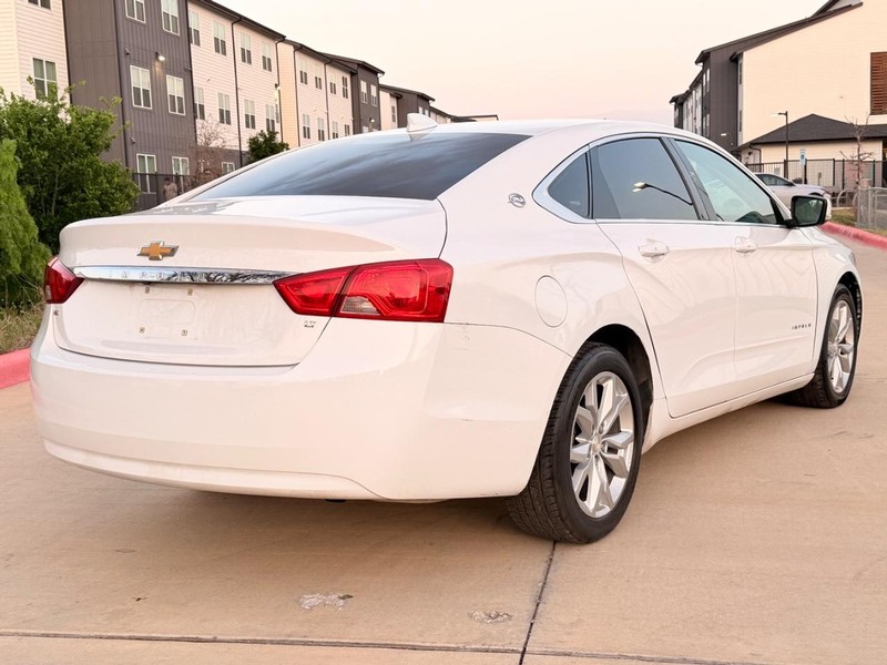 Chevrolet Impala Vehicle Full-screen Gallery Image 06