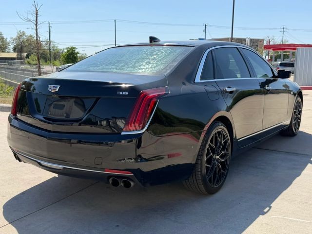 Cadillac CT6 Sedan Vehicle Full-screen Gallery Image 06