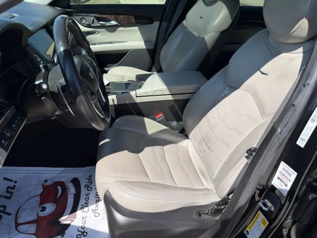 Cadillac CT6 Sedan Vehicle Full-screen Gallery Image 12