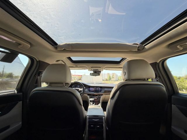 Cadillac CT6 Sedan Vehicle Full-screen Gallery Image 22