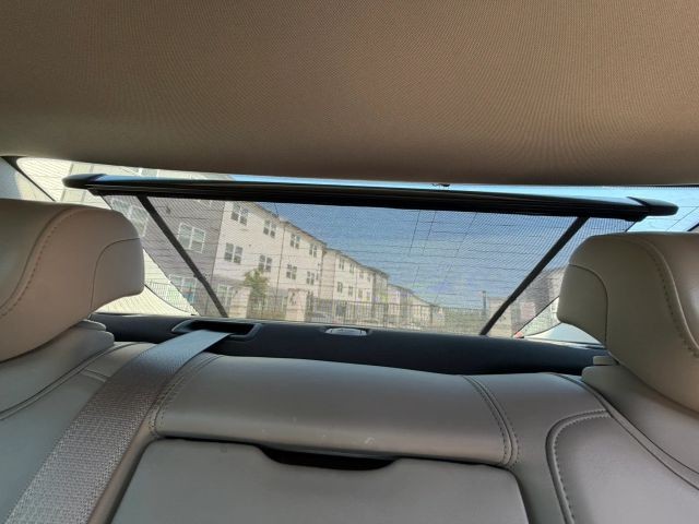 Cadillac CT6 Sedan Vehicle Full-screen Gallery Image 24