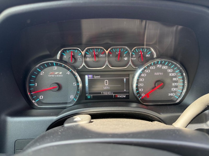 Chevrolet Silverado 1500 Vehicle Full-screen Gallery Image 13