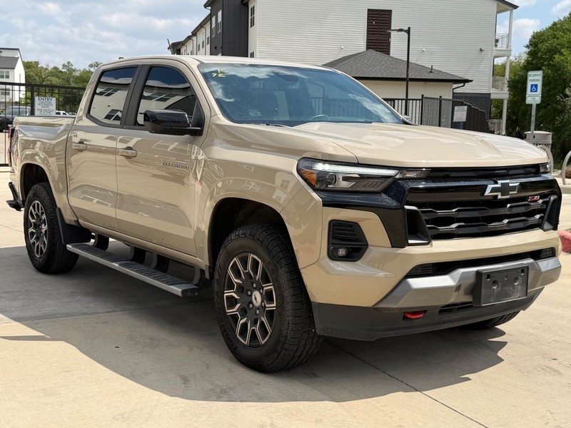 Chevrolet Colorado Vehicle Full-screen Gallery Image 07