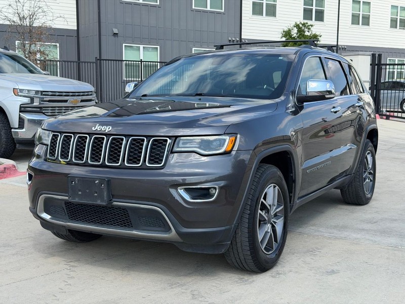 Jeep Grand Cherokee Vehicle Full-screen Gallery Image 02