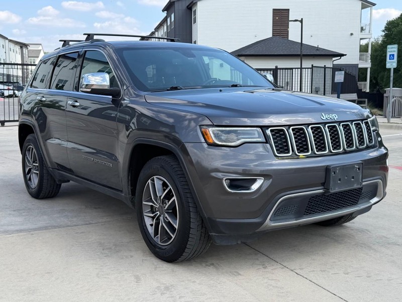 Jeep Grand Cherokee Vehicle Full-screen Gallery Image 08