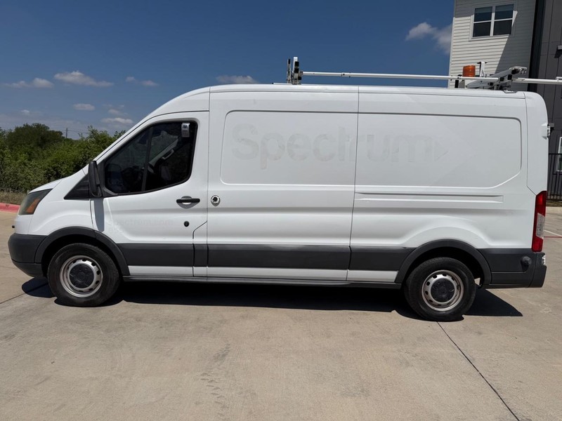 Ford Transit Cargo Van Vehicle Full-screen Gallery Image 03